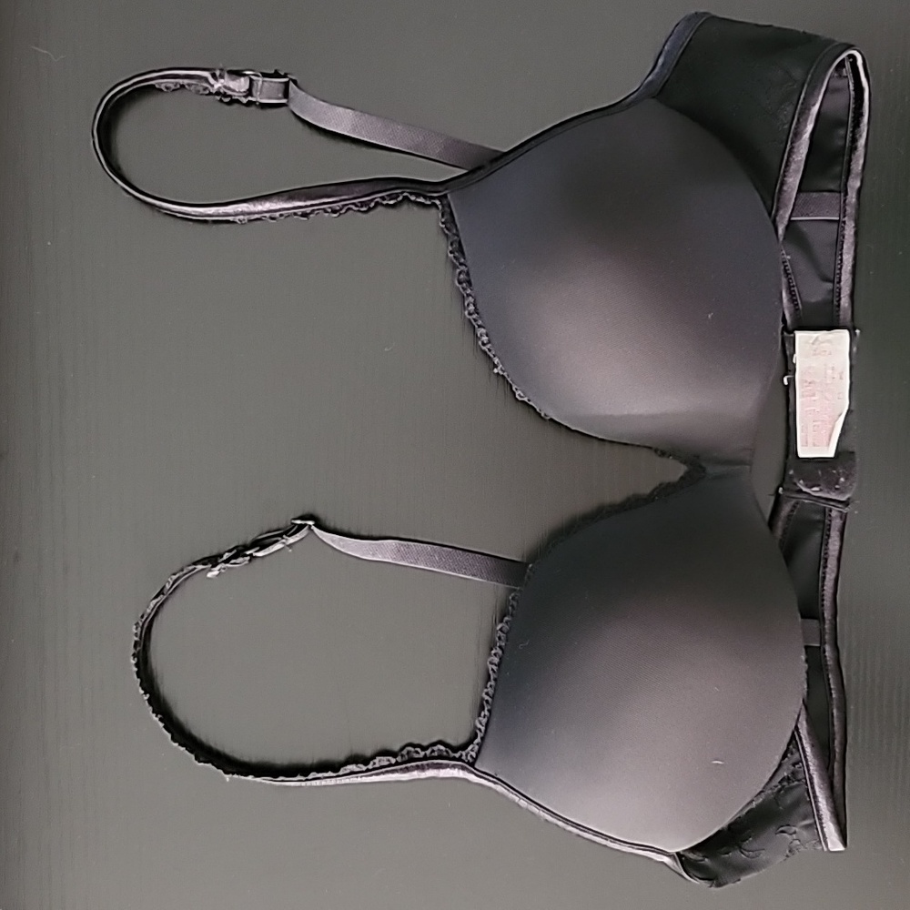 Black Lily of France push up bra